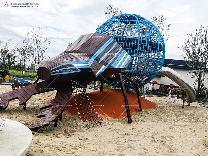 非標(biāo)游樂設(shè)備廠
